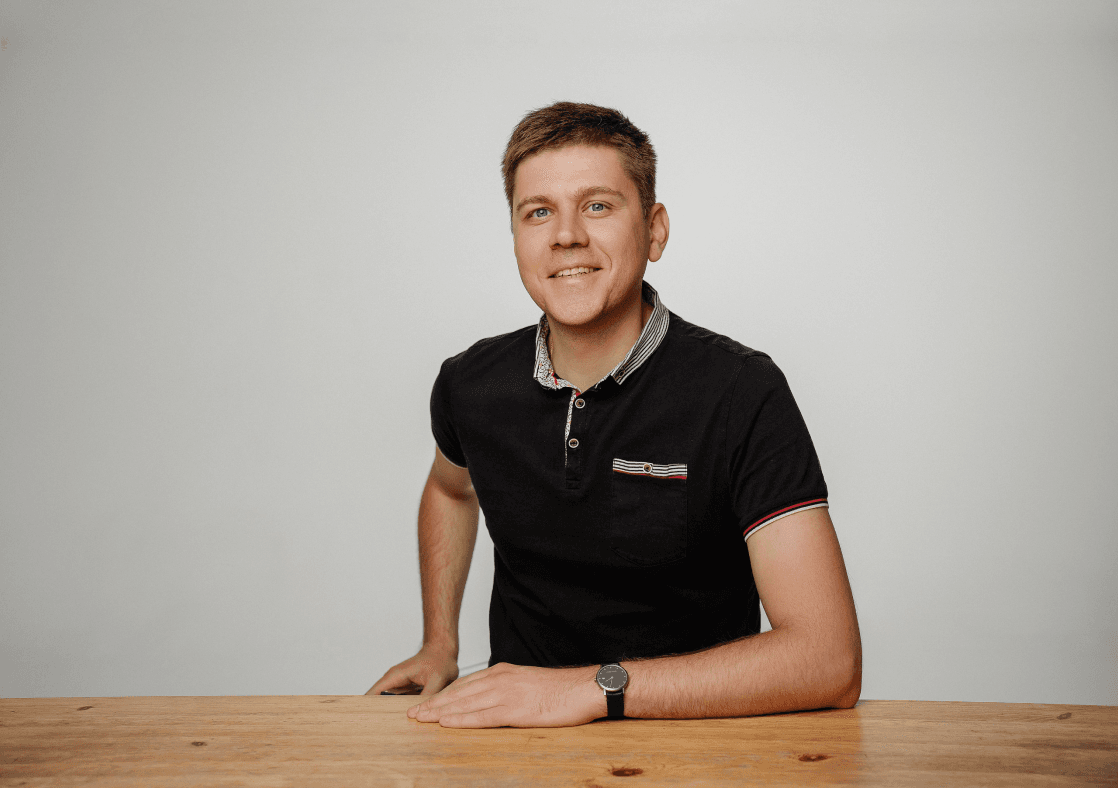 employee photo
